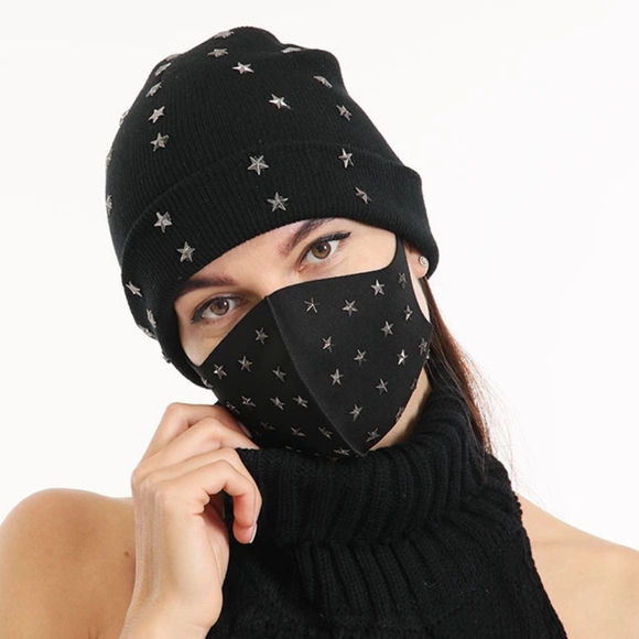 Beanie Hat with Stars - Picture 3 of 7